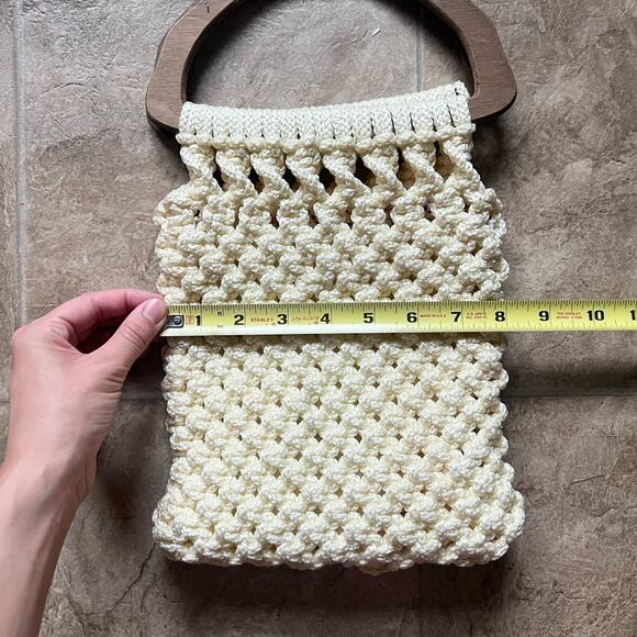 Vtg Macrame Wooden Handle Bag Crochet Cream Cottagecore Boho Grannycore Beachy - Picture 8 of 8